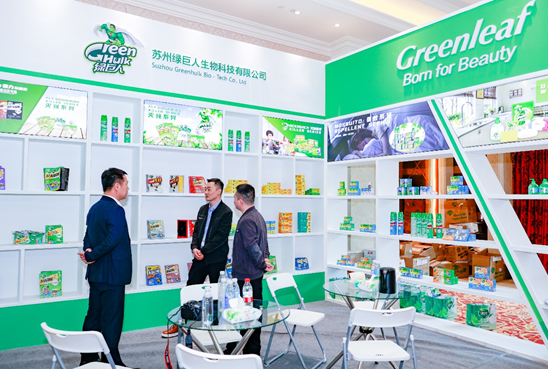 首届海峡两岸暨川台融合电商节在成都举办，必一体育登录官网中国集团荣获「优秀电商企业」称号