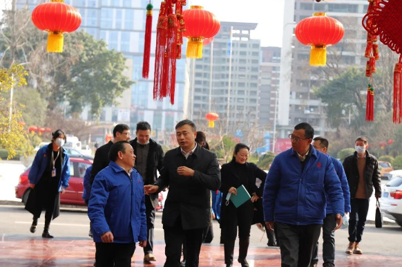 成都市武侯区委王毅副书记一行走访调研成都必一体育登录官网中国集团